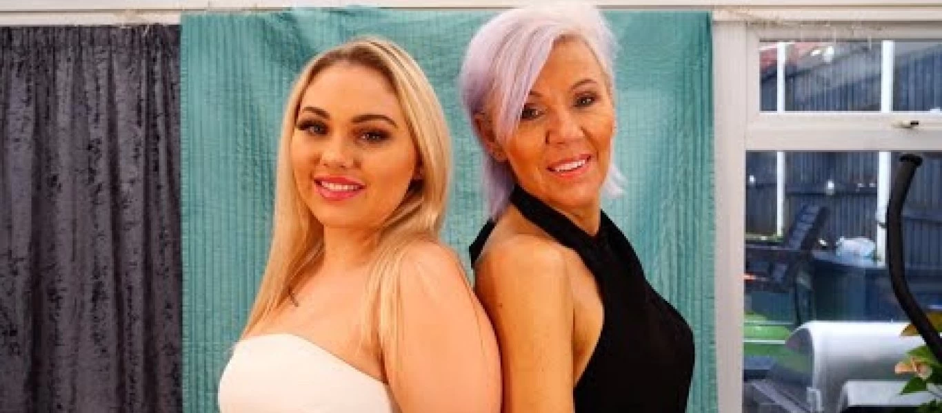 Γιαγιά φορά τα ίδια ρούχα με την κόρη της - «Αδιαφορώ τι λέει ο κόσμος» (βίντεο)